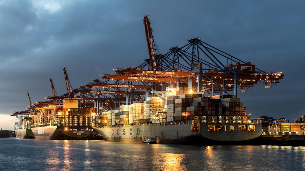 benefits of sea freight shipping dubai