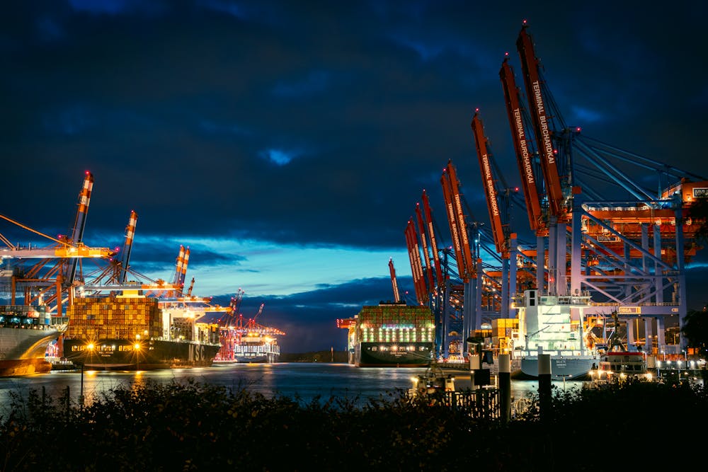 worldwide shipping services uae dubai iraq